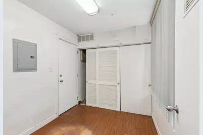 8029 Lincoln Avenue, Skokie, IL 60077 - Photo 31