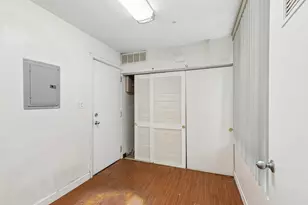 8029 Lincoln Ave, Skokie, IL 60077 - Photo 31