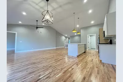 974 Meadow Lane, Marengo, IL 60152 - Photo 5