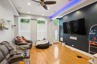 1409 W Ohio Street, Chicago, IL 60642 - Photo 3