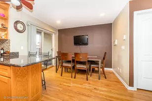 4251 W Montrose Ave, Chicago, IL 60641 - Photo 7