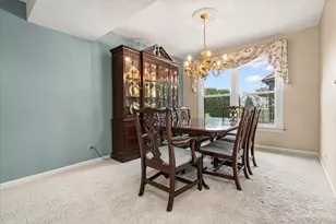 1875 Hawk Ln, Elk Grove Village, IL 60007 - Photo 7
