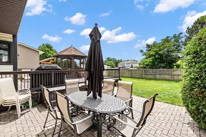 1875 Hawk Lane, Elk Grove Village, IL 60007 - Photo 31