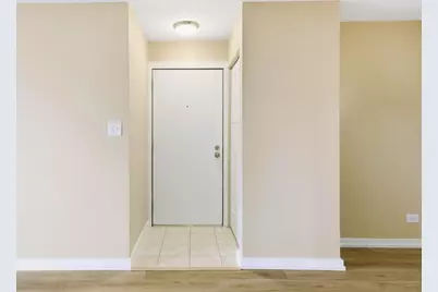 10420 Circle Drive #48B, Oak Lawn, IL 60453 - Photo 5
