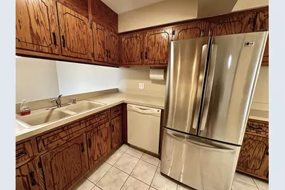 10420 Circle Drive #48B, Oak Lawn, IL 60453 - Photo 17