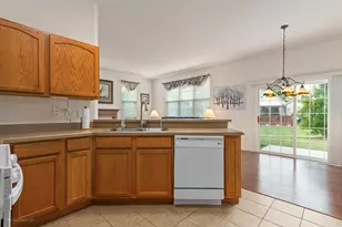 16553 Buckner Pond Wy, Crest Hill, IL 60403 - Photo 11