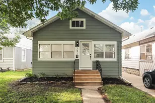 731 E Benton St, Morris, IL 60450 - Photo 1