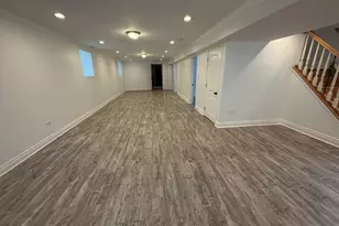 4040 W Roscoe St, Chicago, IL 60641 - Photo 13