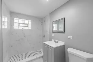 15334 Hoyne Ave, Harvey, IL 60426 - Photo 17