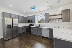 7919 S Ellis Ave, Chicago, IL 60619 - Photo 5