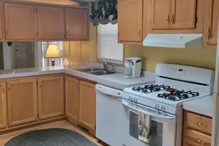 20 Swallow Ln, Beecher, IL 60401 - Photo 9