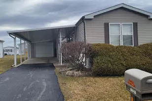 20 Swallow Ln, Beecher, IL 60401 - Photo 3