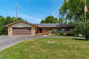 280 Knoll Rd, Belvidere, IL 61008 - Photo 1