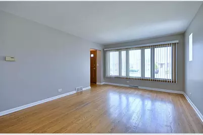 5719 N Orange Avenue, Chicago, IL 60631 - Photo 3