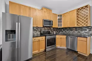 3023 W Wellington Ave, Chicago, IL 60618 - Photo 3