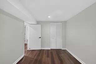 3023 W Wellington Ave, Chicago, IL 60618 - Photo 23