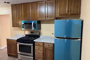 160 E Northwest Hwy, Des Plaines, IL 60016 - Photo 3