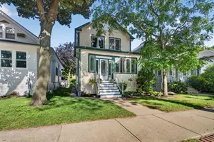 532 S Grove Ave, Oak Park, IL 60304 - Photo 1