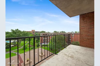 111 Acacia Drive #607, Indian Head Park, IL 60525 - Photo 7