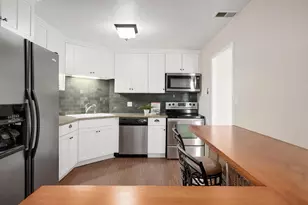 111 Acacia Dr, Indian Head Park, IL 60525 - Photo 15