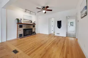 176 Riverside Island Dr, Fox Lake, IL 60020 - Photo 7