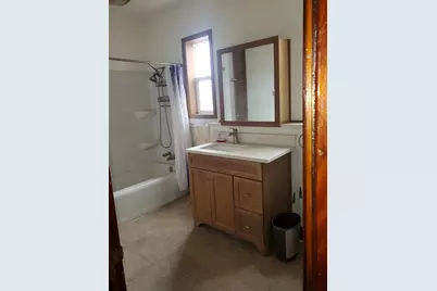 2704 S Hillock Avenue, Chicago, IL 60608 - Photo 7