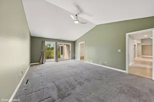 15020 King Dr, Green Oaks, IL 60048 - Photo 11