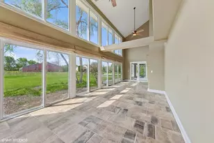 15020 King Dr, Green Oaks, IL 60048 - Photo 15