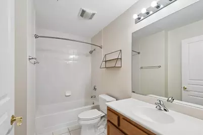 300 E Church Street #307, Libertyville, IL 60048 - Photo 9