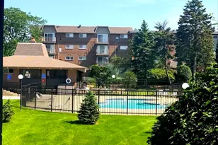 4500 Beau Monde Dr, Lisle, IL 60532 - Photo 23