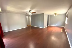 4500 Beau Monde Dr, Lisle, IL 60532 - Photo 9