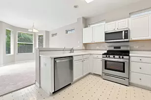 13221 Indiana Ct, Huntley, IL 60142 - Photo 5