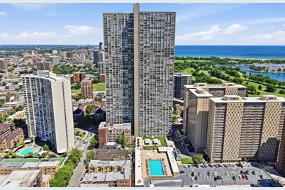 655 W Irving Park Road #1704, Chicago, IL 60613 - Photo 31