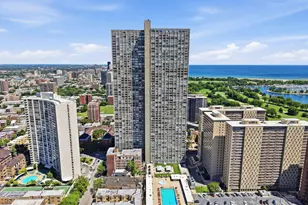 655 W Irving Park Rd, Chicago, IL 60613 - Photo 31