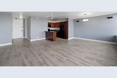 655 W Irving Park Road #1704, Chicago, IL 60613 - Photo 3