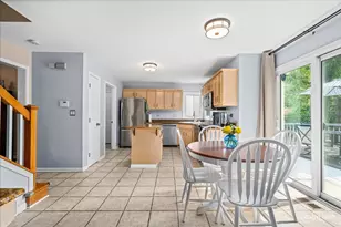 490 Waubonsee Circle, Oswego, IL 60543 - Photo 9