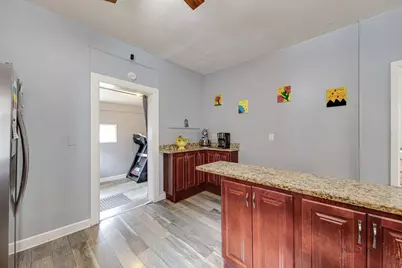 4439 W Deming Place, Chicago, IL 60639 - Photo 11