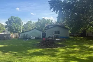 709 N Maple St, Momence, IL 60954 - Photo 3