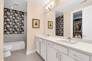 940 Maple Ave, Downers Grove, IL 60515 - Photo 9