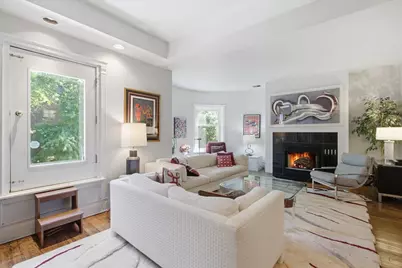 524 W Oakdale Avenue #2, Chicago, IL 60657 - Photo 7