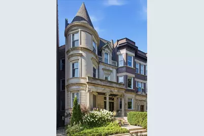 524 W Oakdale Avenue #2, Chicago, IL 60657 - Photo 1