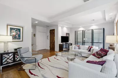 524 W Oakdale Avenue #2, Chicago, IL 60657 - Photo 11