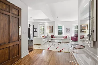 524 W Oakdale Avenue #2, Chicago, IL 60657 - Photo 5