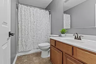 2210 Crescent St, Bourbonnais, IL 60914 - Photo 23