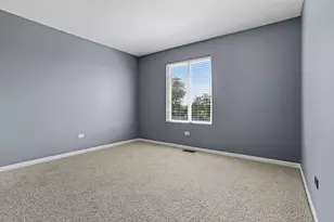 2210 Crescent St, Bourbonnais, IL 60914 - Photo 17