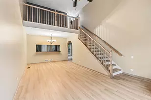 620 N Charter Hall Dr, Palatine, IL 60067 - Photo 7