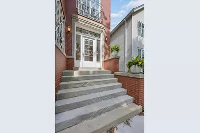 2236 N Maplewood Avenue #3, Chicago, IL 60647 - Photo 3