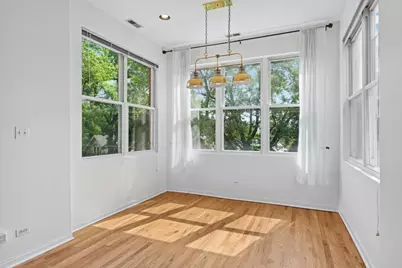 2236 N Maplewood Avenue #3, Chicago, IL 60647 - Photo 11