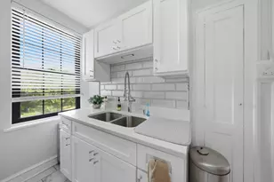 3017 E 78th St, Chicago, IL 60649 - Photo 19