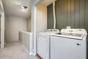 1645 Apple Tree Ln, West Chicago, IL 60185 - Photo 21